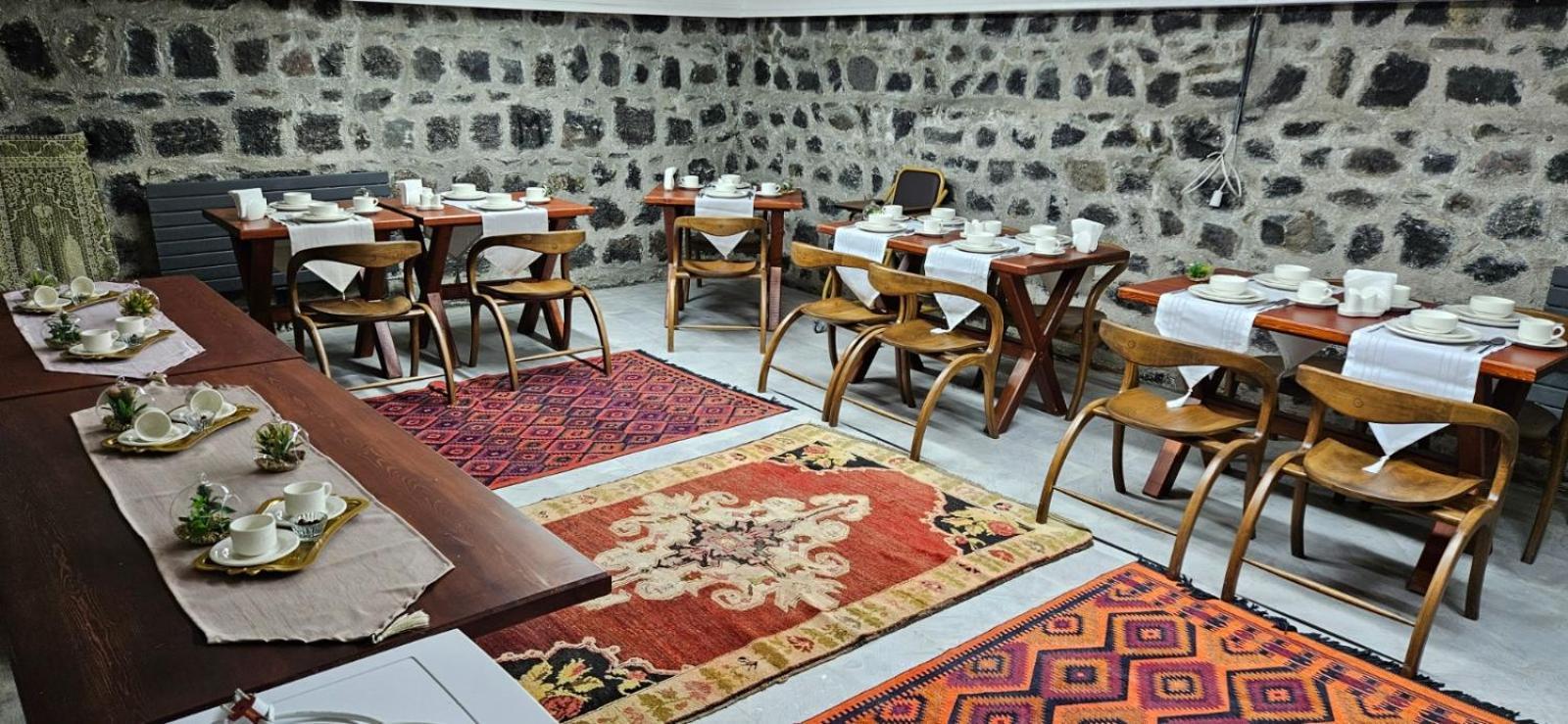 Mihman Konak Hotel Карс Экстерьер фото